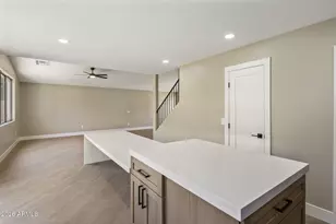 4052 E Abraham Ln, Phoenix, AZ 85050 - Photo 14