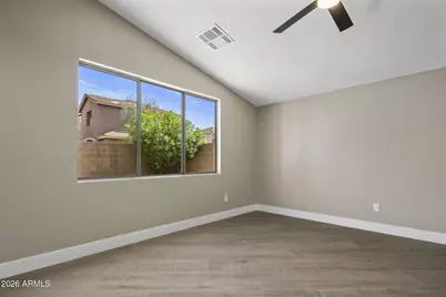 4052 E Abraham Lane, Phoenix, AZ 85050 - Photo 8