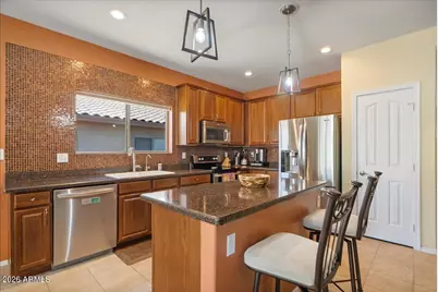 658 W Silver Reef Court, Casa Grande, AZ 85122 - Photo 12