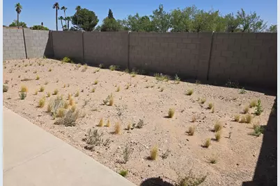 737 Dylan Court, Wickenburg, AZ 85390 - Photo 12