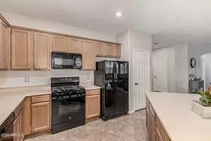 100 S 154th Ln, Goodyear, AZ 85338 - Photo 10