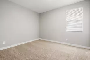 390 W Flatiron Trail, Apache Junction, AZ 85120 - Photo 18