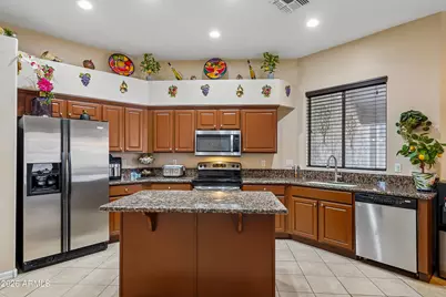 8334 W Marlette Avenue, Glendale, AZ 85305 - Photo 6