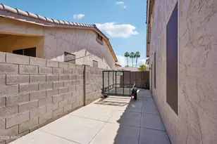8334 W Marlette Ave, Glendale, AZ 85305 - Photo 26