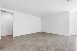 2440 W Bowker St, Phoenix, AZ 85041 - Photo 14