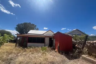 404 McKinley Ave, Bisbee, AZ 85603 - Photo 8