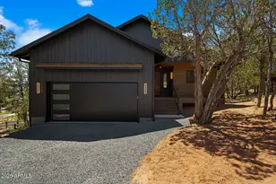 2235 Par Pl, Overgaard, AZ 85933 - Photo 1