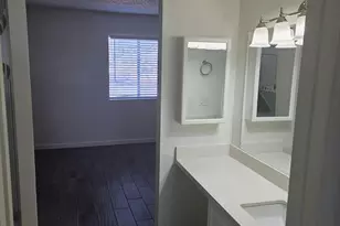 3810 E Earll Dr, Phoenix, AZ 85018 - Photo 12