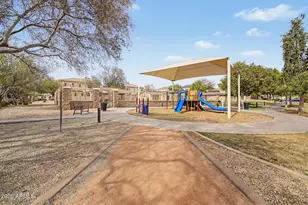 10352 W Sands Dr, Peoria, AZ 85383 - Photo 40