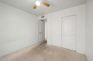 5027 E Vaughn Dr, Phoenix, AZ 85044 - Photo 20