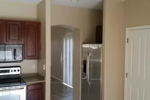 6621 W Shaw Butte Dr, Glendale, AZ 85304 - Photo 4