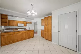 3401 E Carol Cir, Phoenix, AZ 85028 - Photo 18
