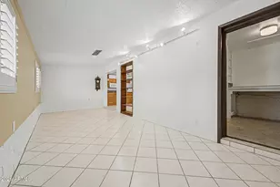 3401 E Carol Cir, Phoenix, AZ 85028 - Photo 12