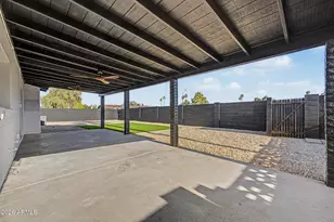 3235 E Larkspur Dr, Phoenix, AZ 85032 - Photo 32