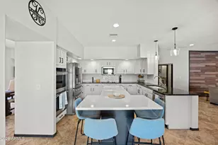 2406 W Barbie Ln, Phoenix, AZ 85085 - Photo 16