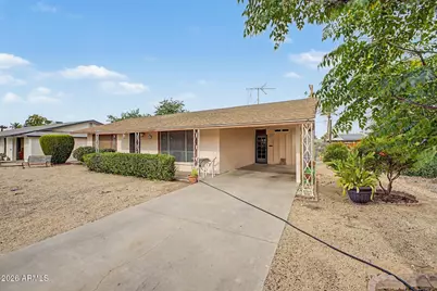12019 N 107th Avenue, Sun City, AZ 85351 - Photo 2