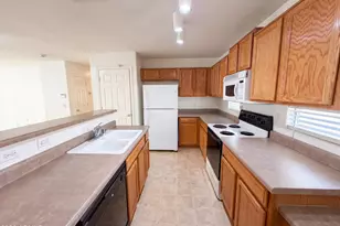 11280 W Magnolia St, Avondale, AZ 85323 - Photo 2