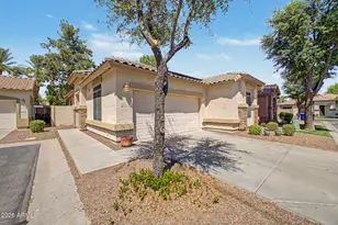 1196 S Roger Way, Chandler, AZ 85286 - Photo 2