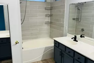 9426 W Monroe St, Peoria, AZ 85345 - Photo 10