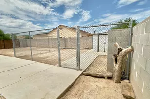 12600 W Madero Dr, Arizona City, AZ 85123 - Photo 22
