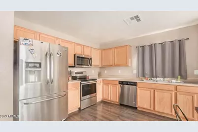 23425 W Harrison Drive, Buckeye, AZ 85326 - Photo 10