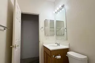 2422 W Ellis St, Phoenix, AZ 85041 - Photo 18