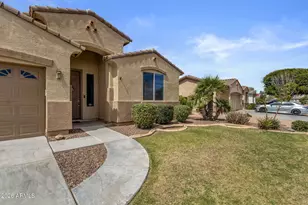 1013 W Brangus Way, San Tan Valley, AZ 85143 - Photo 4