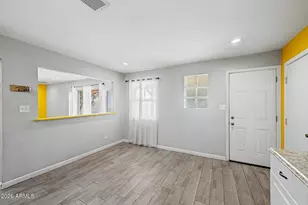4738 W Fairmount Ave, Phoenix, AZ 85031 - Photo 4