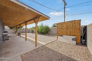 4738 W Fairmount Ave, Phoenix, AZ 85031 - Photo 26