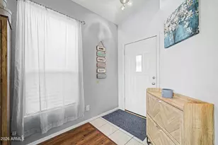1094 S Sierra St, Gilbert, AZ 85296 - Photo 2