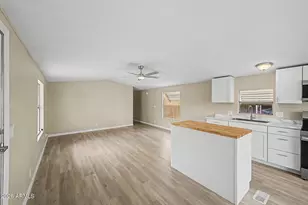 10951 N 91st Ave, Peoria, AZ 85345 - Photo 8