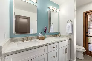 2901 E Las Rocas Dr, Phoenix, AZ 85028 - Photo 30