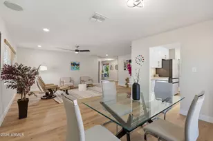 2901 E Las Rocas Dr, Phoenix, AZ 85028 - Photo 22
