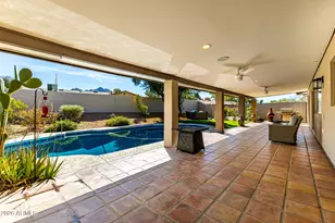 2901 E Las Rocas Dr, Phoenix, AZ 85028 - Photo 38