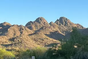 2901 E Las Rocas Dr, Phoenix, AZ 85028 - Photo 16