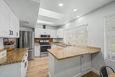12025 N 61st Drive, Glendale, AZ 85304 - Photo 18