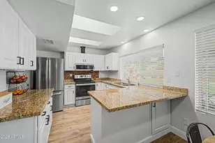 12025 N 61st Dr, Glendale, AZ 85304 - Photo 18