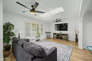 12025 N 61st Dr, Glendale, AZ 85304 - Photo 10