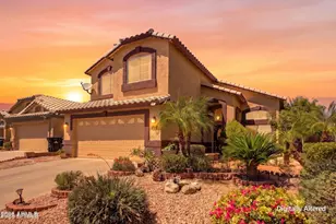 2304 E Wescott Dr, Phoenix, AZ 85024 - Photo 2