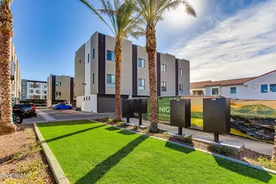 4220 N 32nd Street #13, Phoenix, AZ 85018 - Photo 42