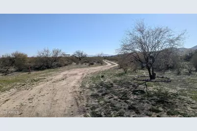 X S 544th Avenue #30-31-32, Tonopah, AZ 85354 - Photo 6