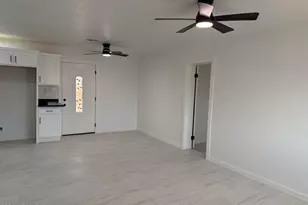 1527 W Grovers Ave, Phoenix, AZ 85023 - Photo 2
