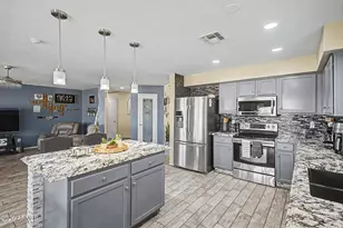 2916 W Glass Ln, Phoenix, AZ 85041 - Photo 8