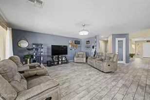 2916 W Glass Ln, Phoenix, AZ 85041 - Photo 14