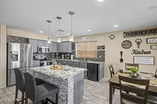 2916 W Glass Ln, Phoenix, AZ 85041 - Photo 8