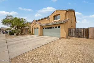 2916 W Glass Ln, Phoenix, AZ 85041 - Photo 2