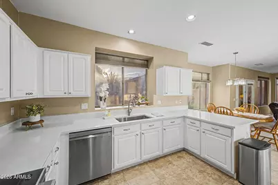 25432 N 68th Drive, Peoria, AZ 85383 - Photo 16
