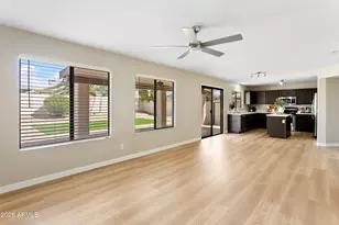 2134 E Daley Ln, Phoenix, AZ 85024 - Photo 6