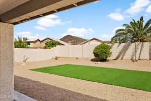 2134 E Daley Ln, Phoenix, AZ 85024 - Photo 26