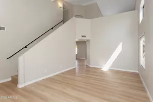 2134 E Daley Ln, Phoenix, AZ 85024 - Photo 4